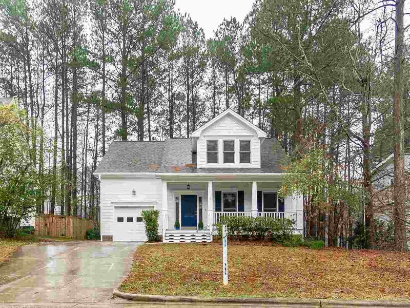 305 Burnt Pine Ct, Apex, NC 27502