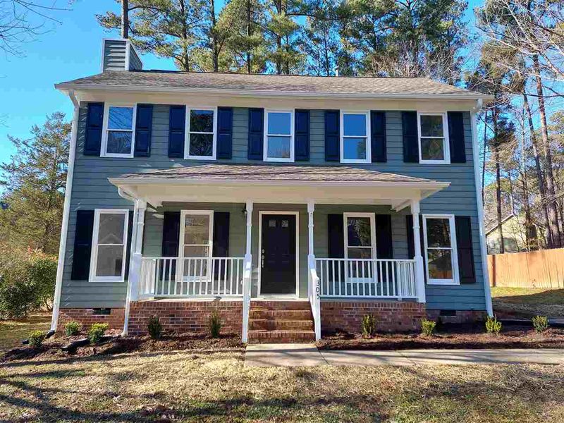 305 Chadbourne Dr, Durham, NC 27703