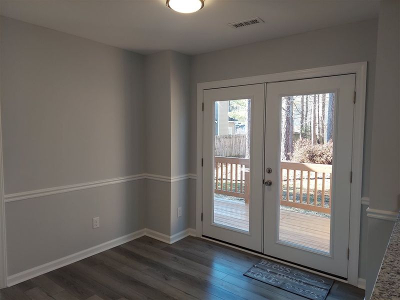 305 Chadbourne Dr, Durham, NC 27703