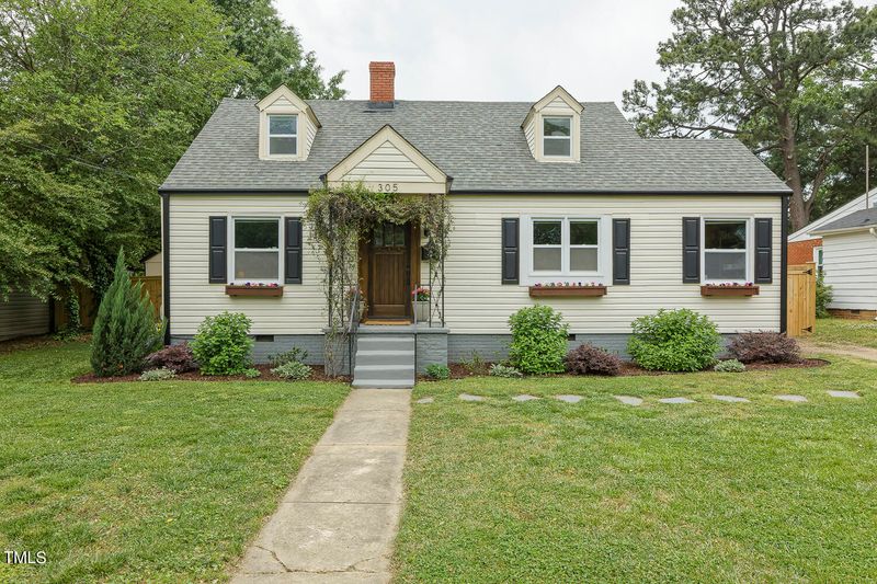 305 Colleton Rd, Raleigh, NC 27610