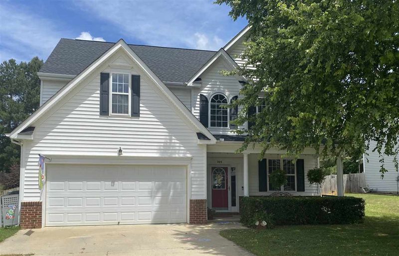 305 Collinsworth Dr, Clayton, NC 27527