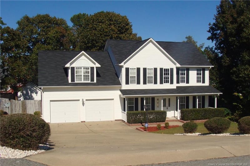 305 Cresthaven Dr, Sanford, NC 27332