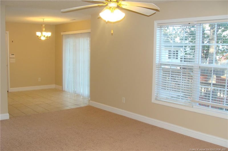 305 Cresthaven Dr, Sanford, NC 27332