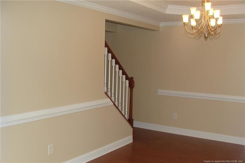 305 Cresthaven Dr, Sanford, NC 27332