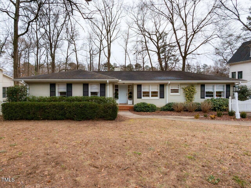 305 Drewry Ln, Raleigh, NC 27609