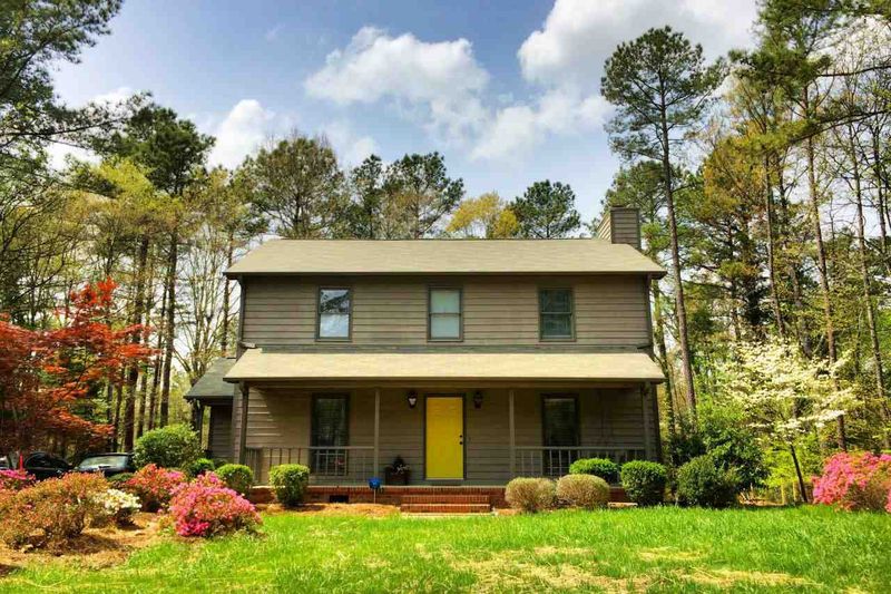 305 Dunhill Dr, Durham, NC 27713