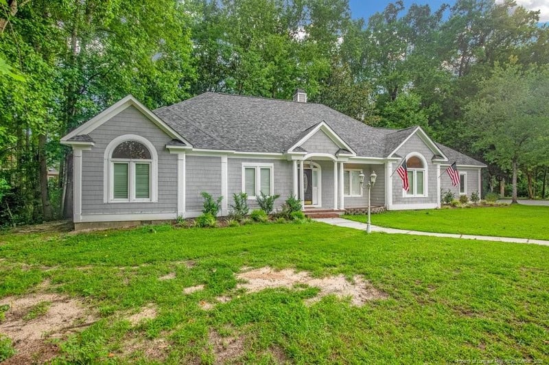 305 Dunleith Pl, Fayetteville, NC 28311