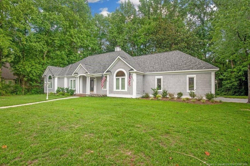 305 Dunleith Pl, Fayetteville, NC 28311