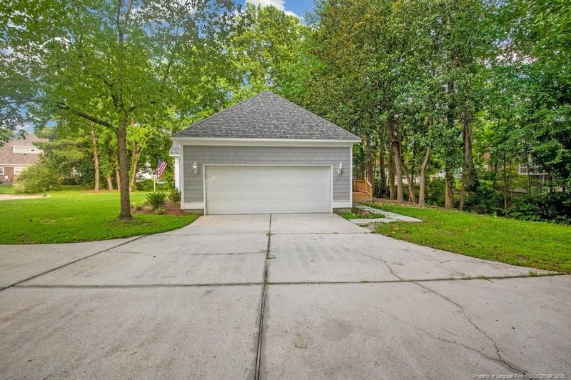 305 Dunleith Pl, Fayetteville, NC 28311