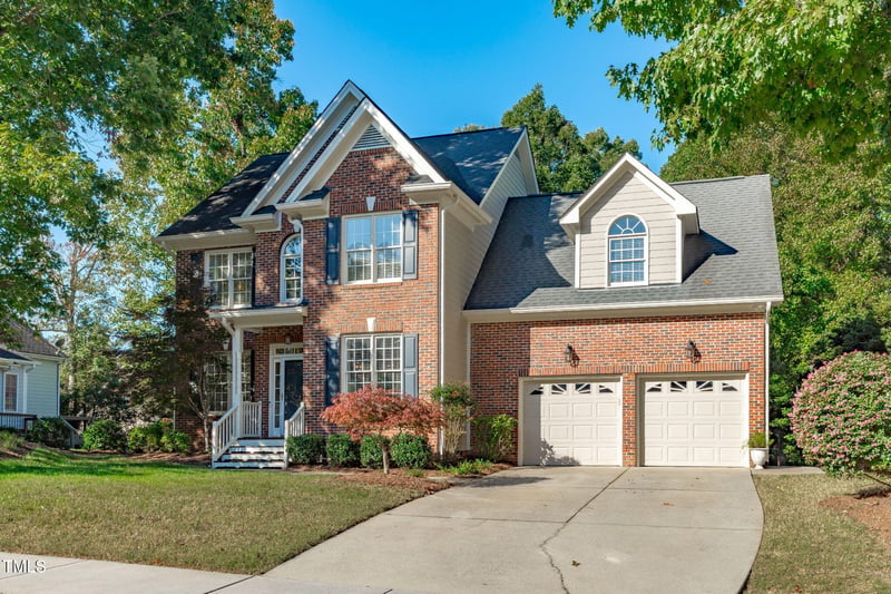 305 Elam St, Holly Springs, NC 27540