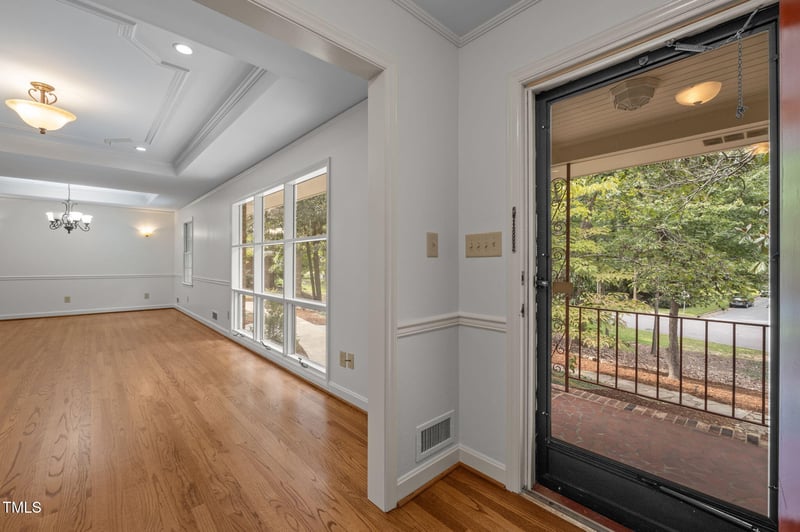 305 Elliott Rd, Chapel Hill, NC 27514