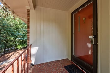 305 Elliott Rd, Chapel Hill, NC 27514
