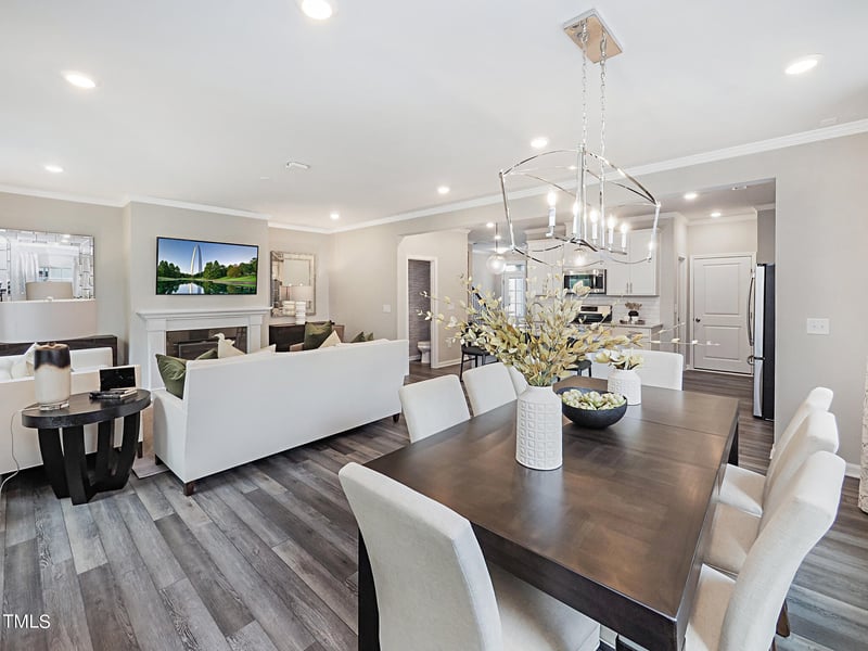 305 Glacier Lake Dr #260, Raleigh, NC 27610