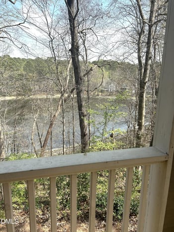 305 Glen Echo Ln #M, Cary, NC 27518
