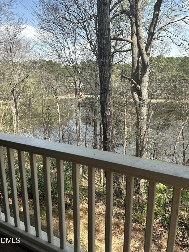 305 Glen Echo Ln #M, Cary, NC 27518