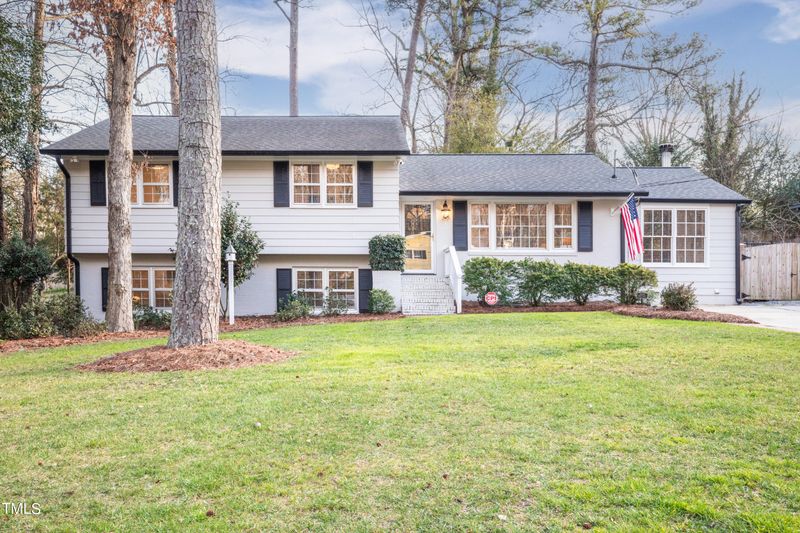 305 Glen Valley Dr, Raleigh, NC 27609