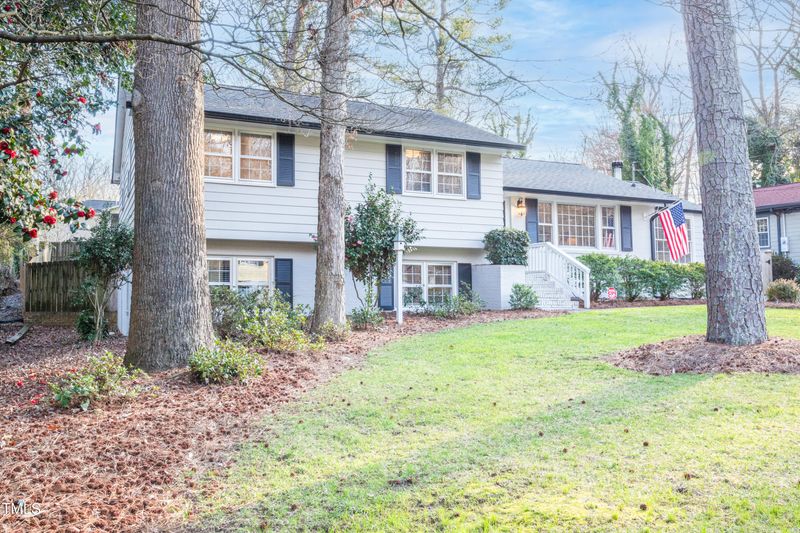 305 Glen Valley Dr, Raleigh, NC 27609