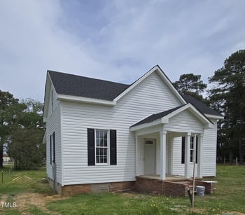 305 Harnett St, Benson, NC 27504