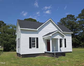305 Harnett St, Benson, NC 27504