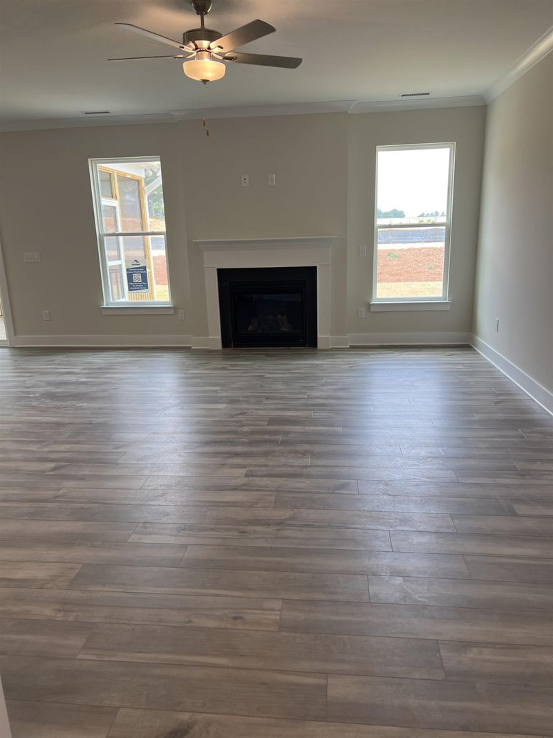 305 Highview Dr #DF 10, Benson, NC 27504