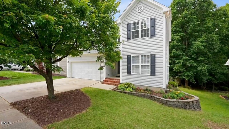 305 Holly Thorn Tc, Holly Springs, NC 27540