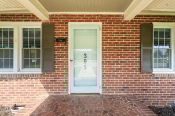 305 Holmes St, Benson, NC 27504