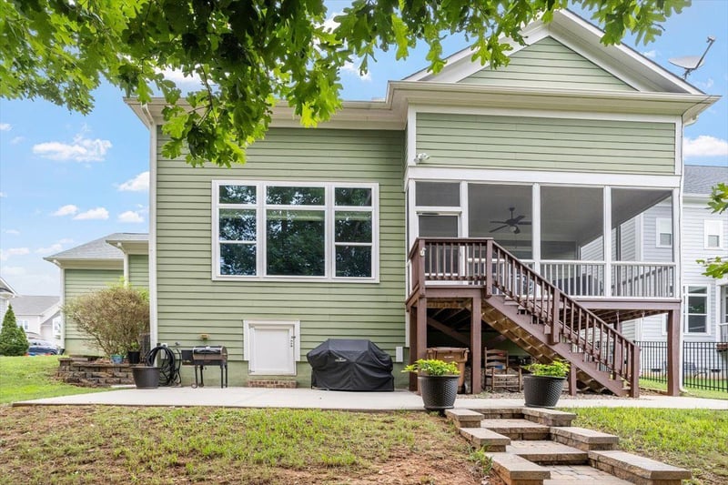 305 Ironcreek Pl, Apex, NC 27539