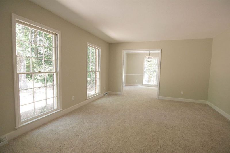 305 W Juniper Ave, Wake Forest, NC 27587