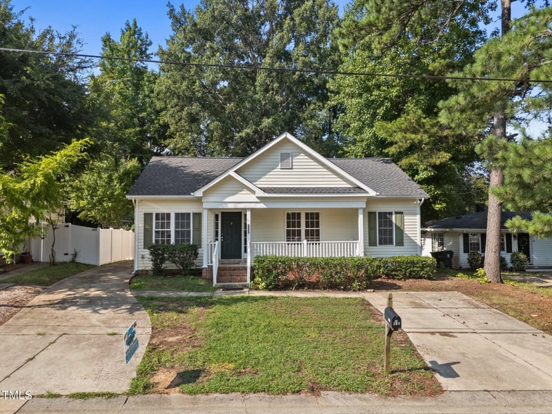 305 Justice Heights St, Apex, NC 27502