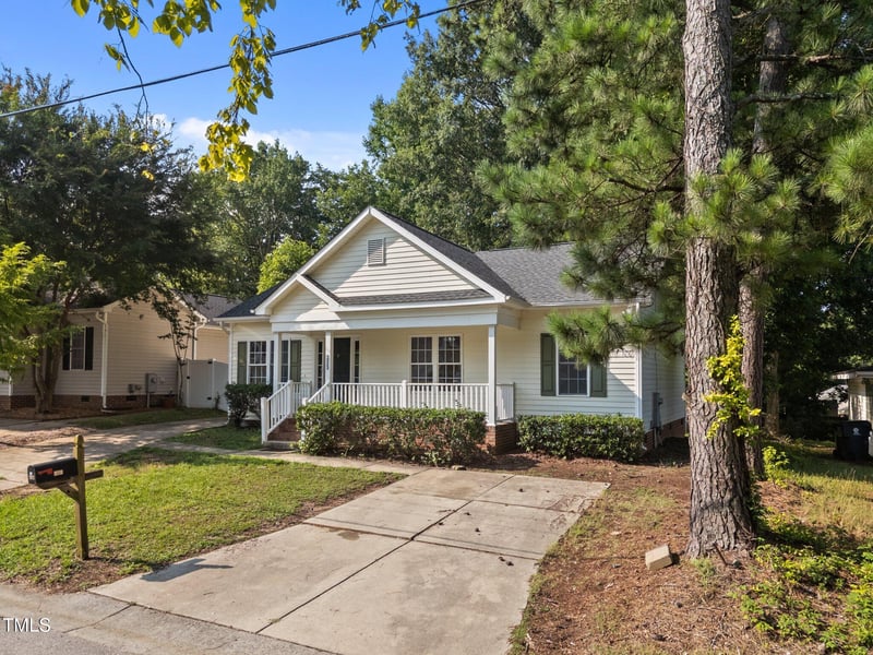 305 Justice Heights St, Apex, NC 27502