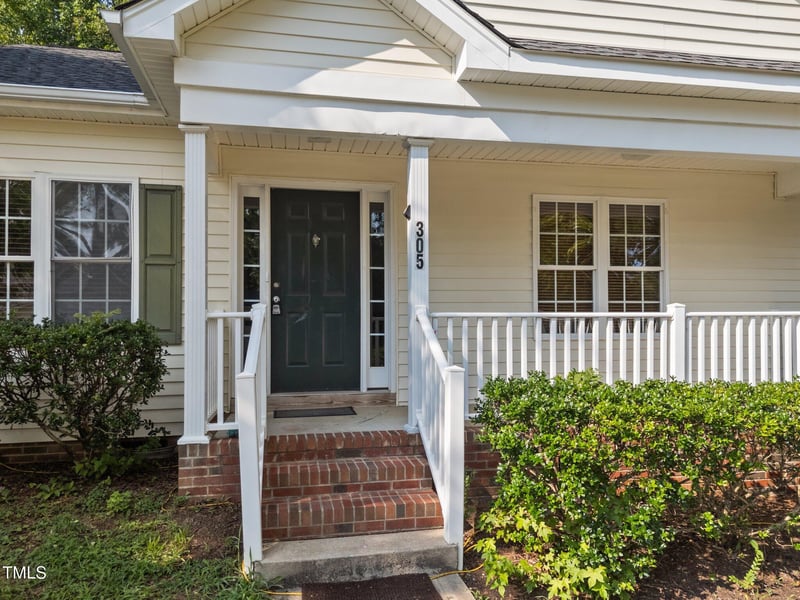 305 Justice Heights St, Apex, NC 27502