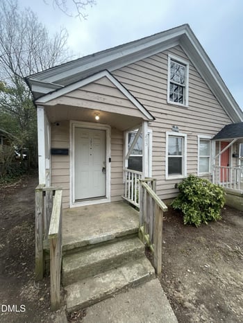 305 Kennedy St, Raleigh, NC 27610