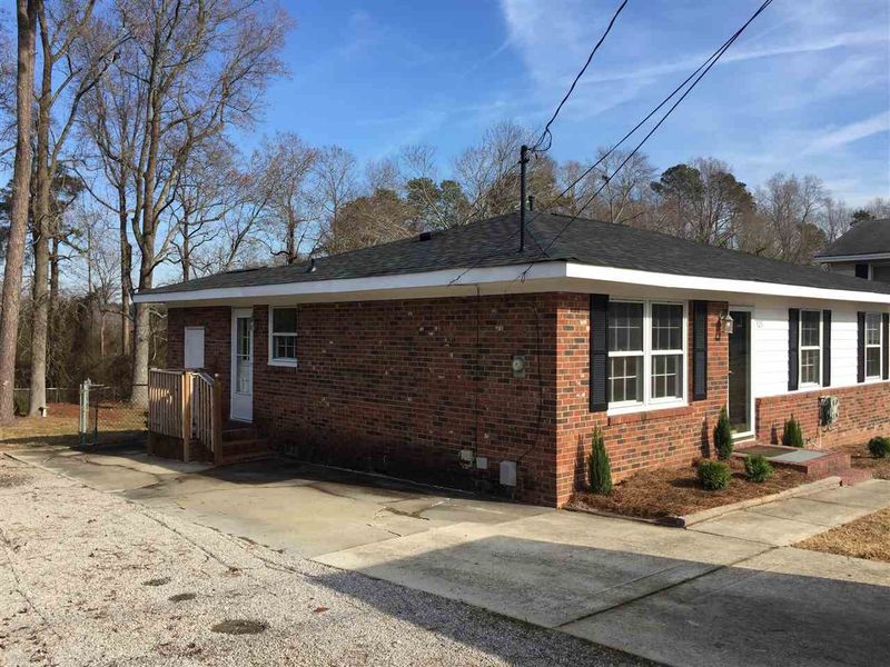 305 King Arthur Trl, Garner, NC 27529