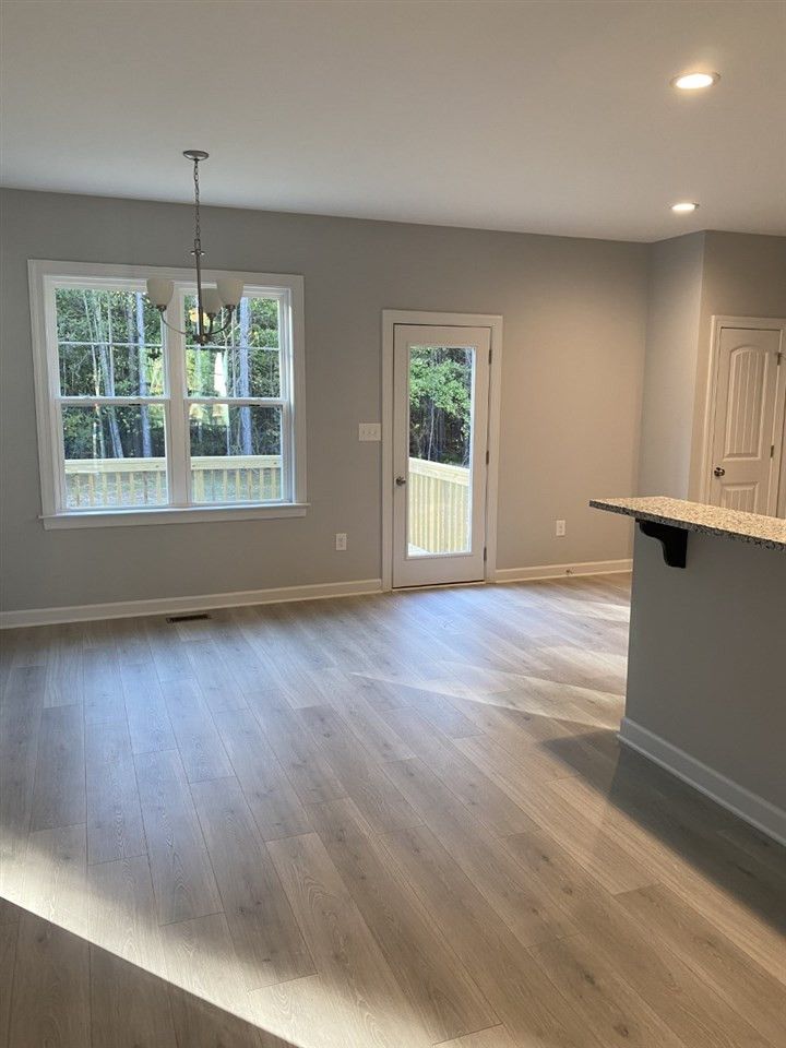 305 Lasswade Ct, Zebulon, NC 27597
