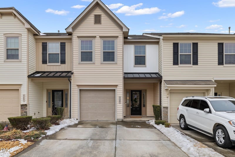 305 Leighann Ridge Ln, Rolesville, NC 27571