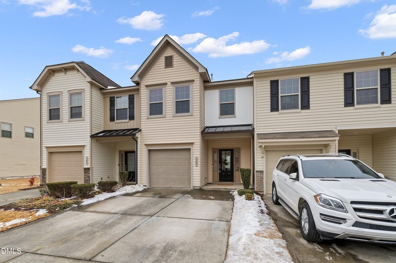 305 Leighann Ridge Ln, Rolesville, NC 27571