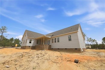 305 Mace St, Sanford, NC 27332