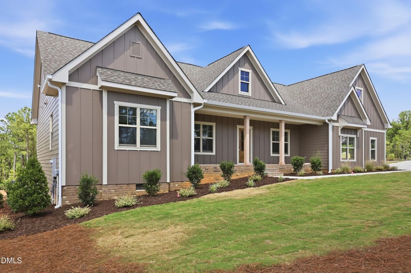 305 Mace St, Sanford, NC 27332