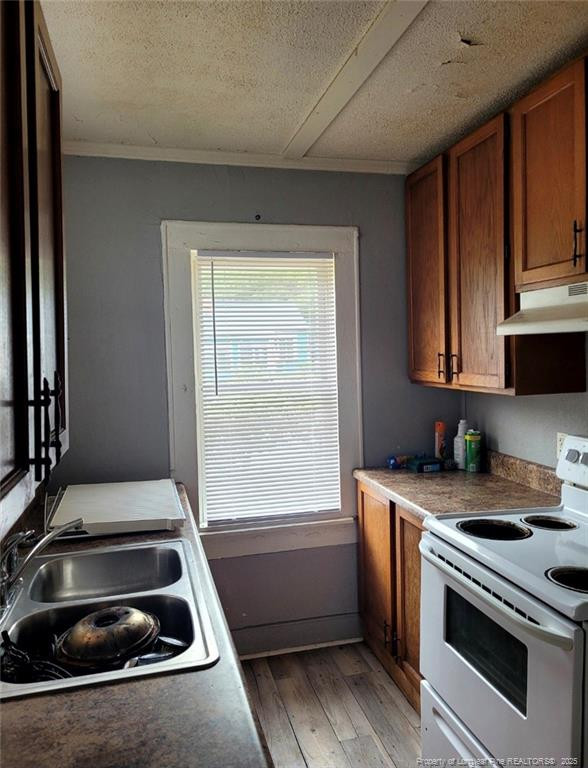 305 Maloney Ave, Fayetteville, NC 28301