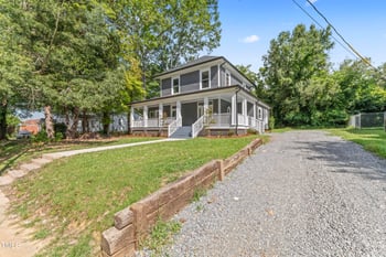 305 Maple Ave, Sanford, NC 27330