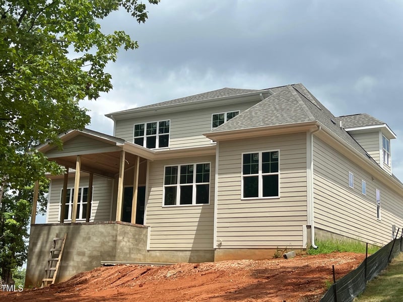 305 Martingale Dr, Holly Springs, NC 27540