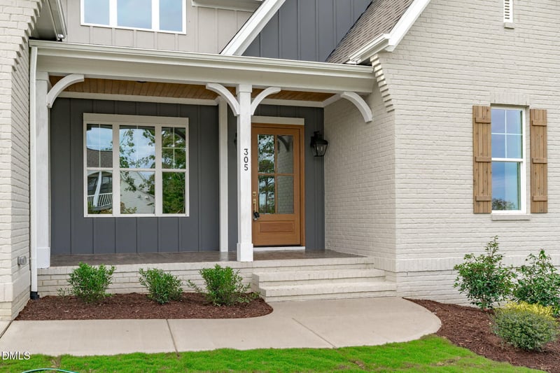 305 Martingale Dr, Holly Springs, NC 27540