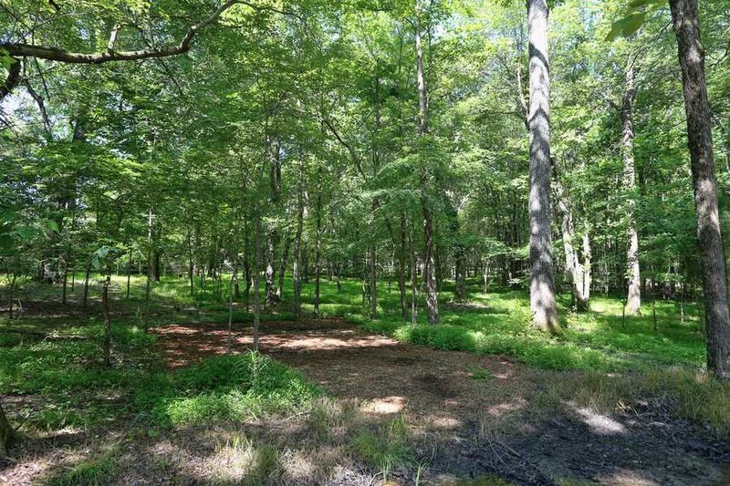 305 Meadow Rn, Chapel Hill, NC 27517