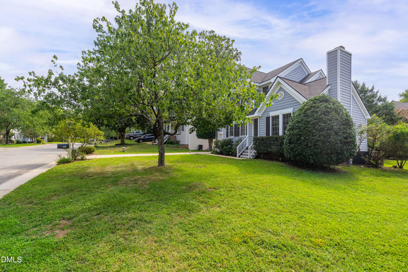 305 Mint Hill Dr, Cary, NC 27519