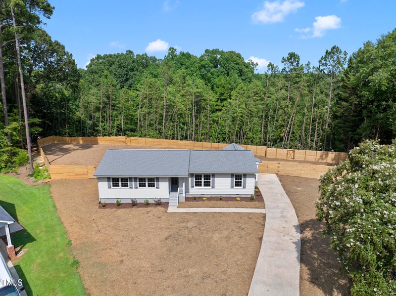 305 Montreal Ct, Cary, NC 27511