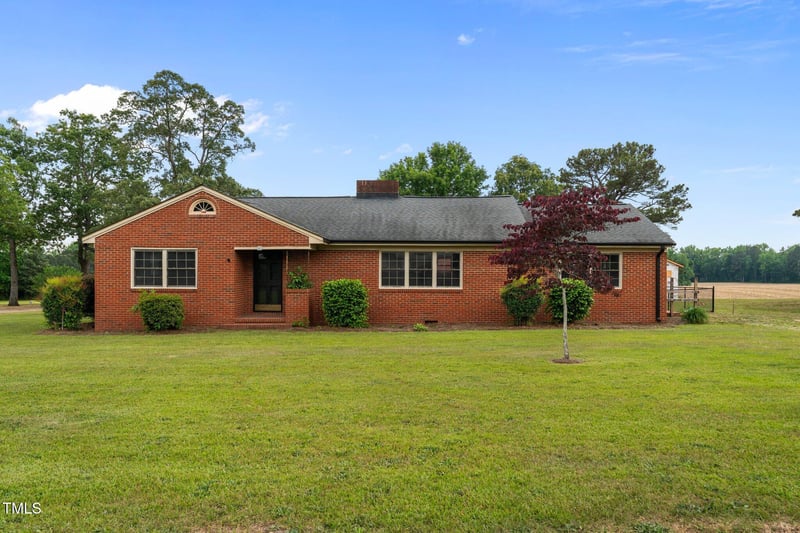 305 Old Rd, Lillington, NC 27546