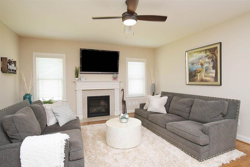 305 Paddy Ln, Youngsville, NC 27596