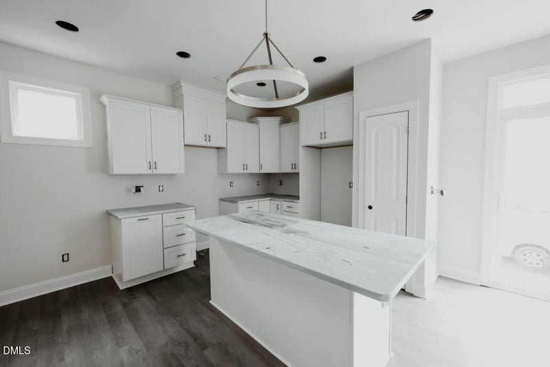 305 Perry Ave, Wake Forest, NC 27587