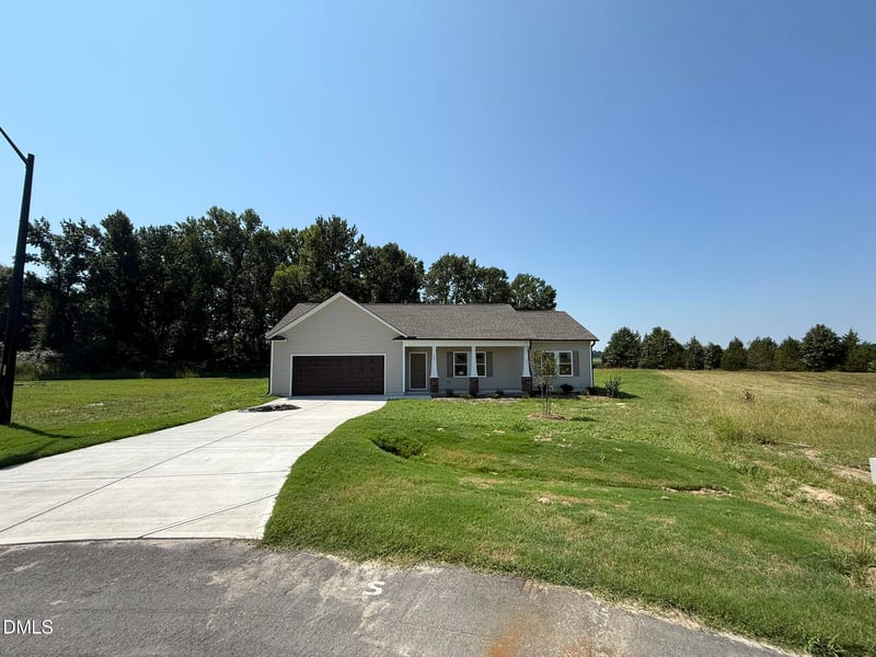 305 Phil Jack Rd, Dunn, NC 28334