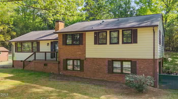 305 Plum Ln, Chapel Hill, NC 27517